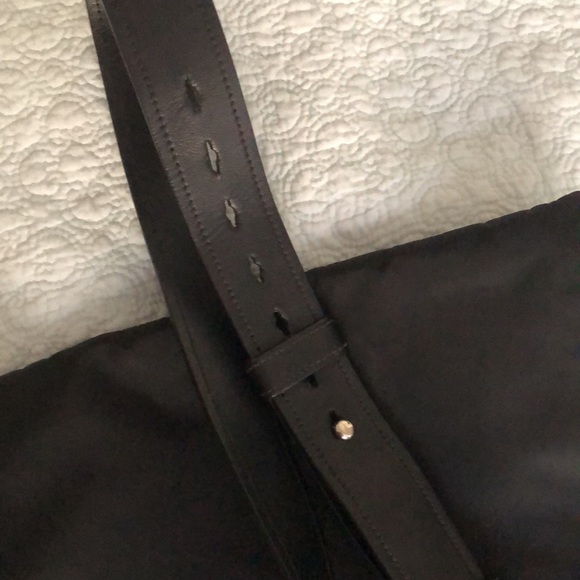 Prada nylon cross bag with adjustable leather shoulder strap - Picture 8 of 16